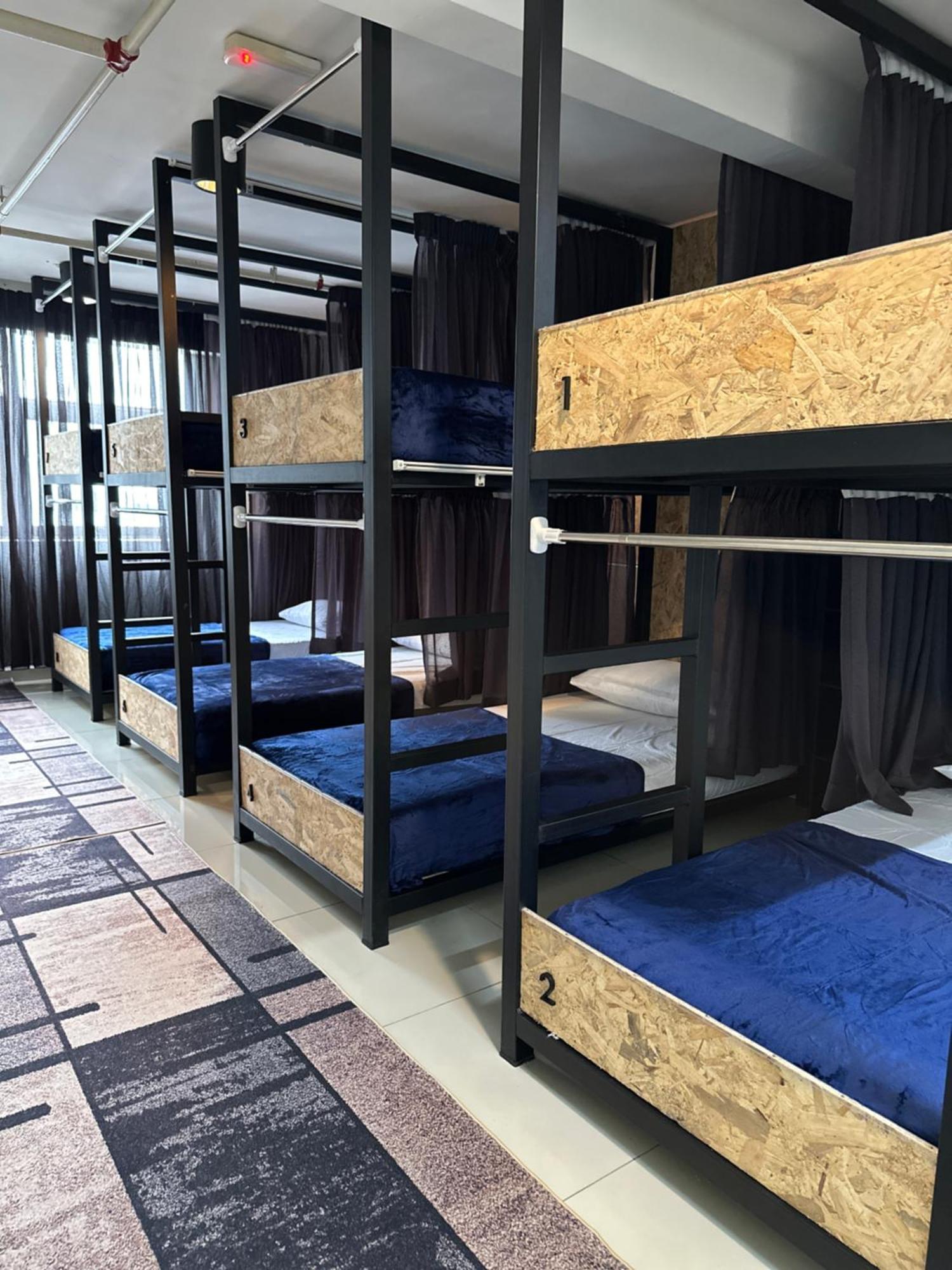Mix Hostel Kl By Chillout Hostel Petaling Jaya Exterior foto